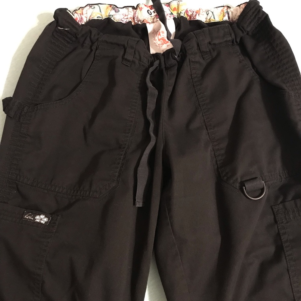 Scrub pants